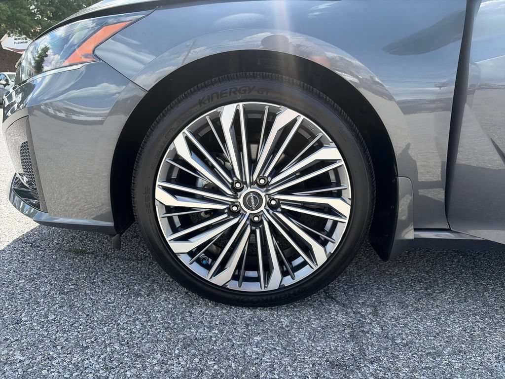 Certified 2025 Nissan Altima 2.5 SL FWD image 45