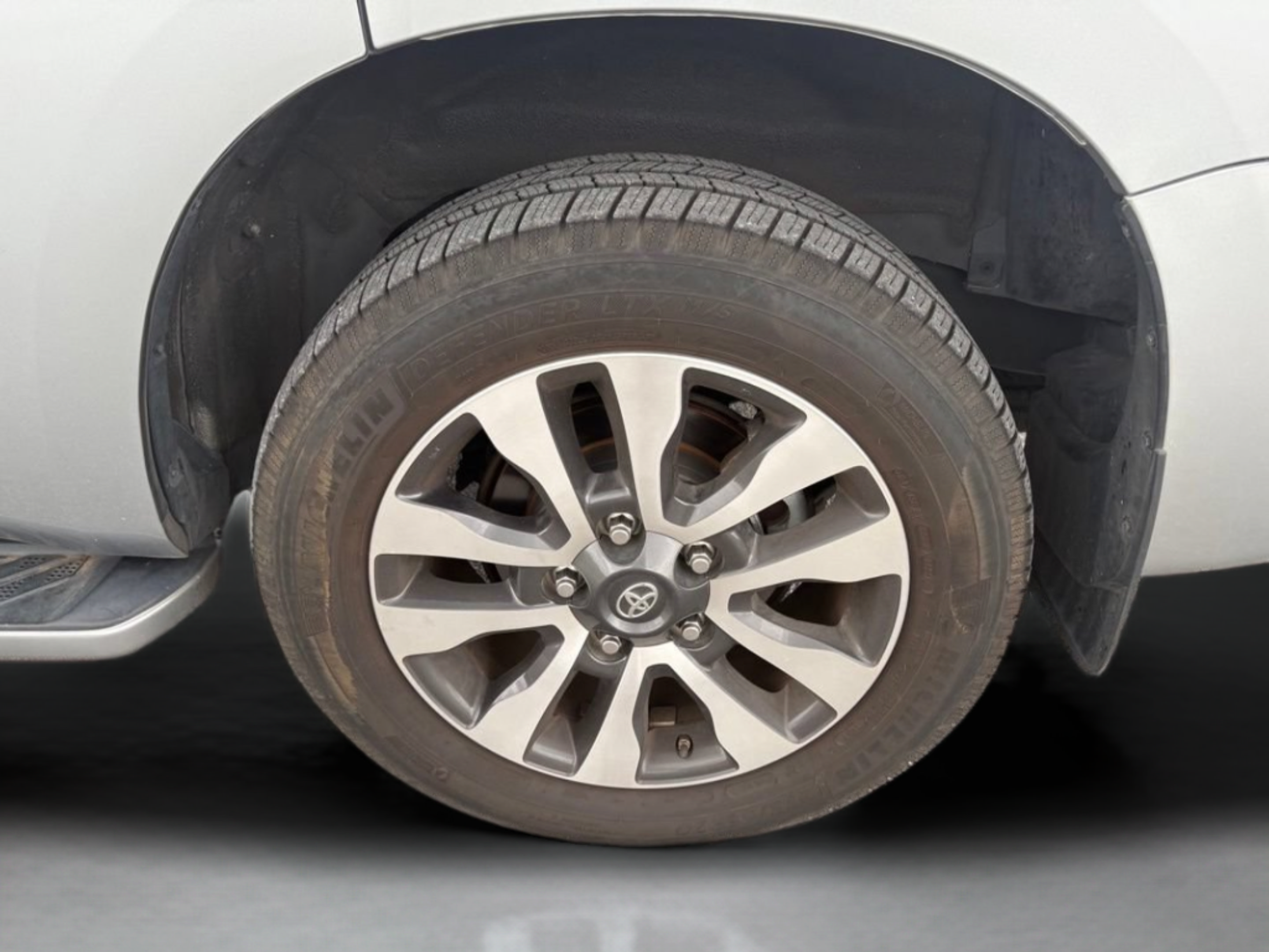 Certified 2021 Toyota Sequoia Limited w/ Safety & Convenience Package AWD/4WD image 41