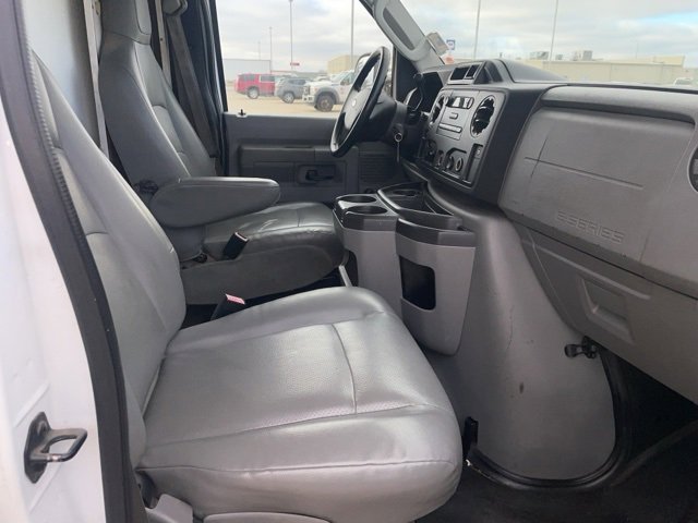 Used 2012 Ford E-350 and Econoline 350 Super Duty image 17