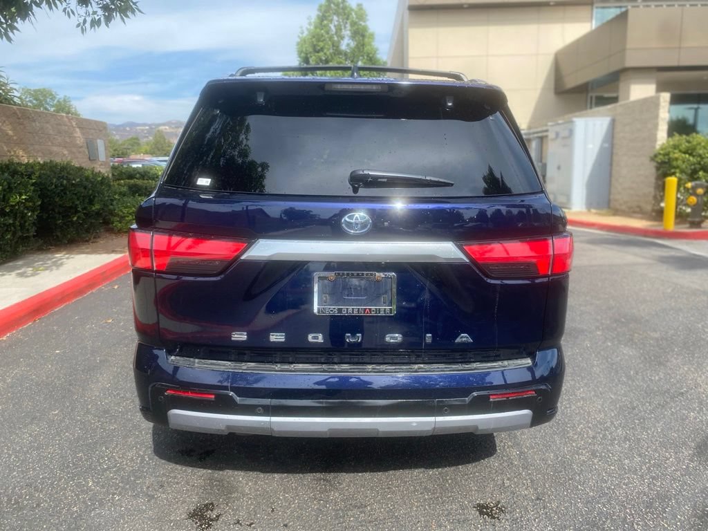 Used 2024 Toyota Sequoia Capstone AWD/4WD image 9