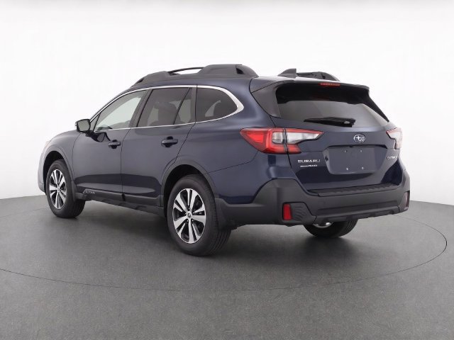 Used 2018 Subaru Outback 2.5i Limited w/ Popular Package #2 AWD/4WD image 4