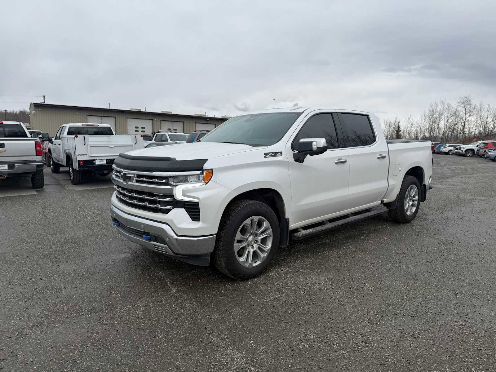 Used 2025 Chevrolet Silverado 1500 LTZ w/ Technology Package AWD/4WD image 3