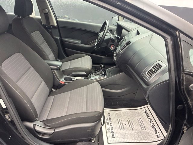 Used 2017 Kia Forte S FWD image 15