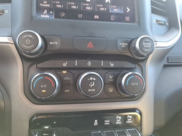 Used 2022 RAM 1500 Big Horn AWD/4WD image 16