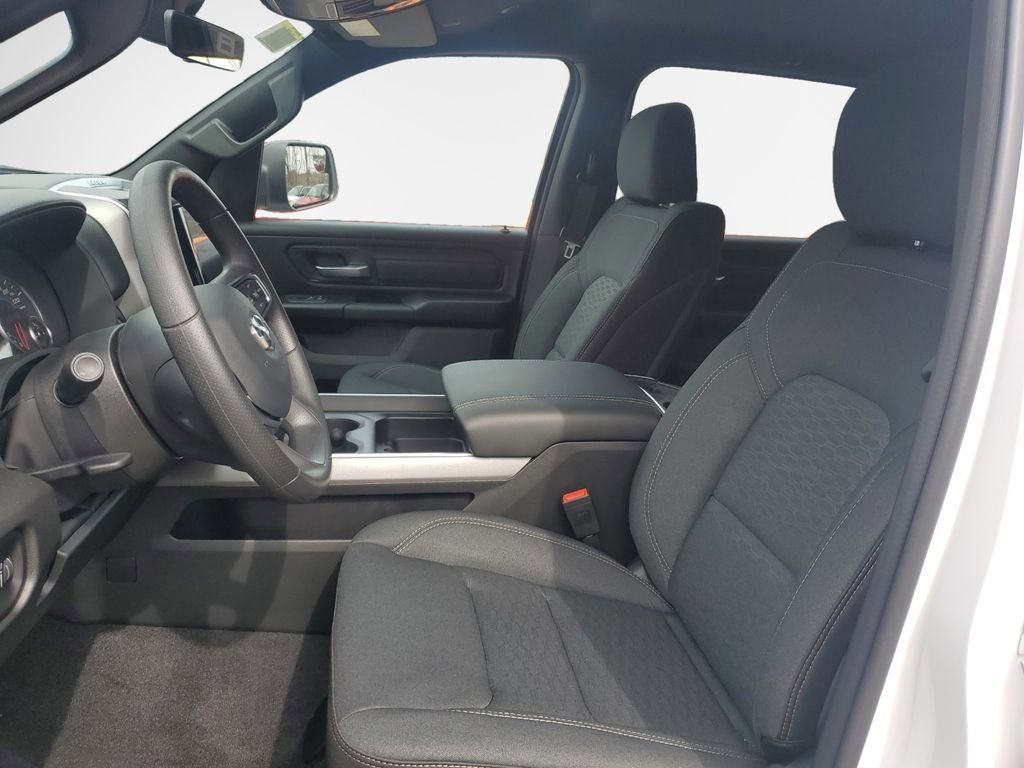 New 2026 RAM 1500 Express AWD/4WD image 12