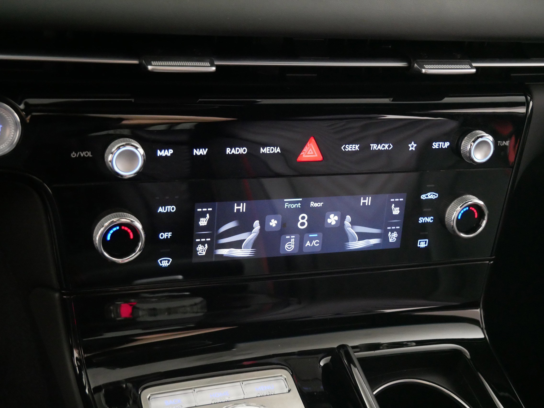 Certified 2025 Genesis G80 2.5T Sport Prestige image 23