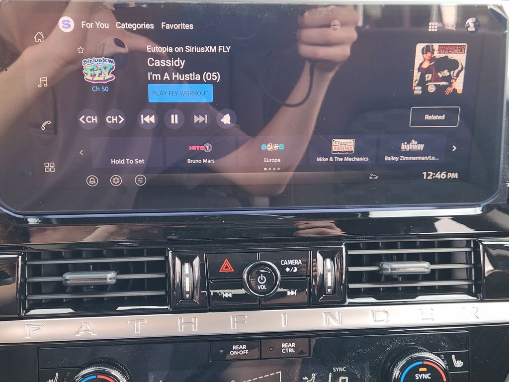 New 2026 Nissan Pathfinder SV image 12