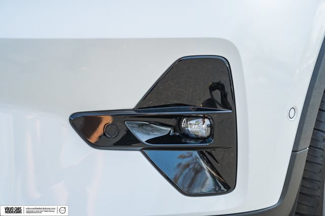 New 2026 Volvo XC40 B5 Plus w/ Climate Package AWD/4WD image 14