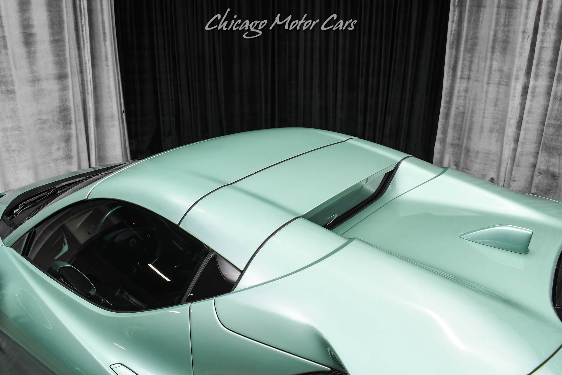 Used 2025 Ferrari SF90 Spider image 38