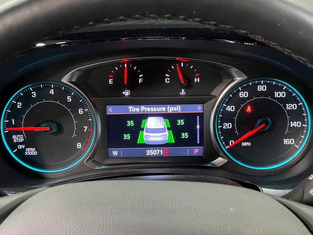 Used 2023 Chevrolet Traverse LT image 31