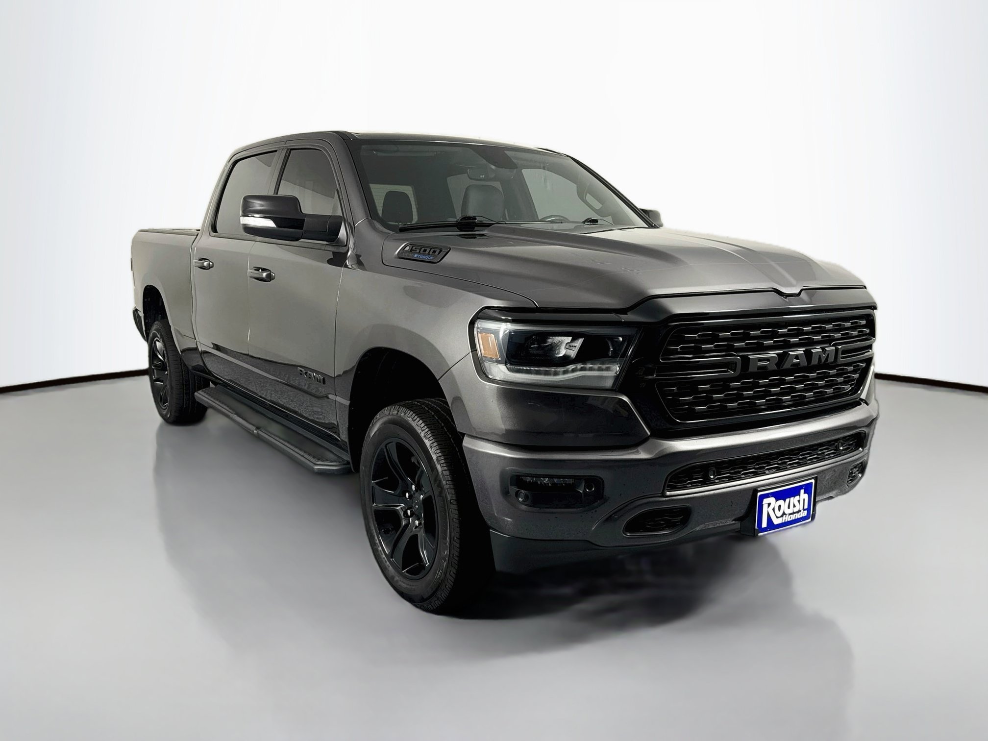 Used 2022 RAM 1500 Big Horn AWD/4WD image 3