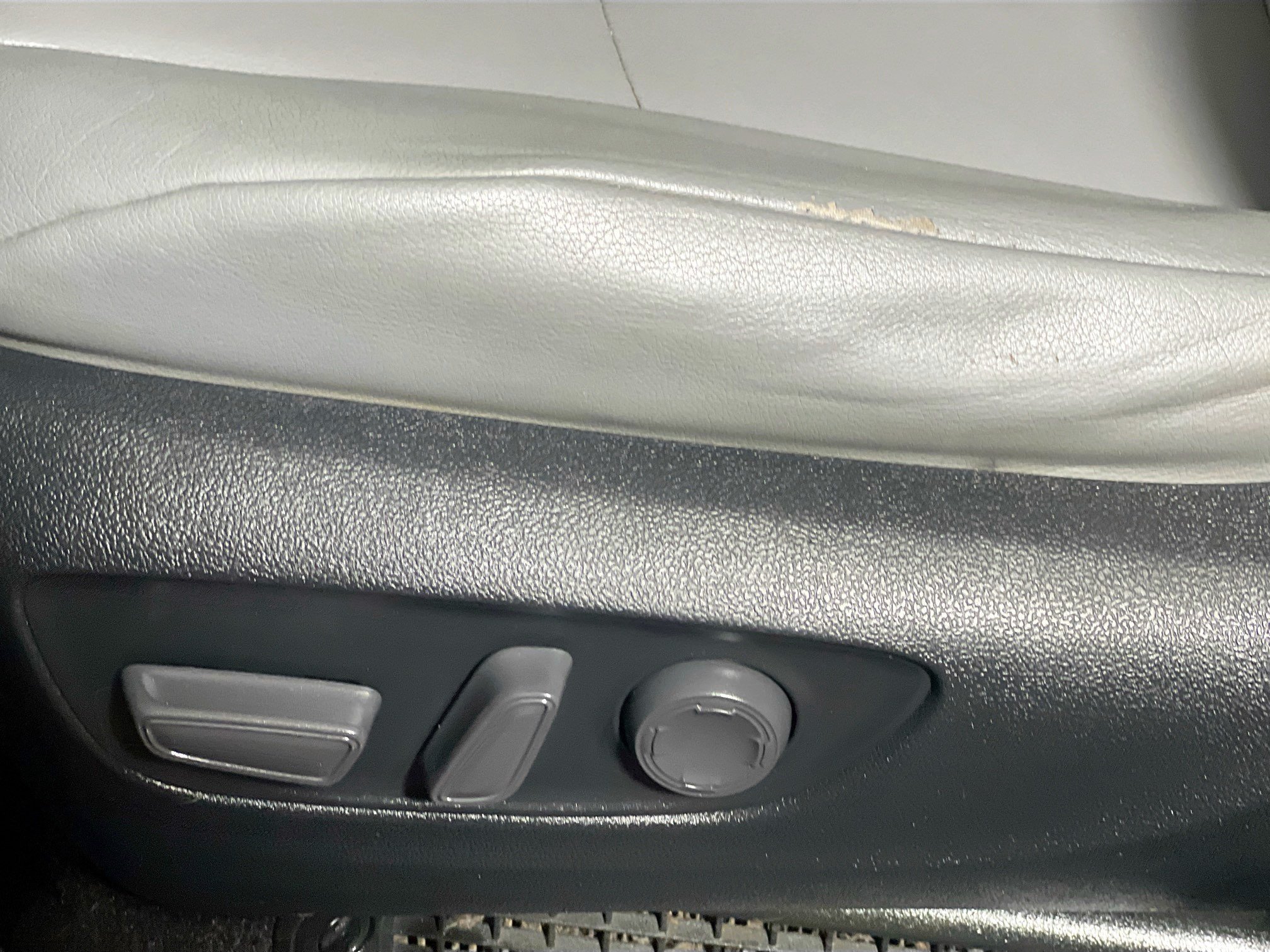 Used 2022 Toyota Sienna XLE FWD image 15