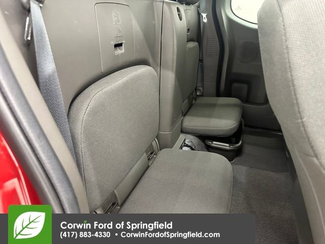 Used 2020 Nissan Frontier SV w/ SV Utility Package image 12