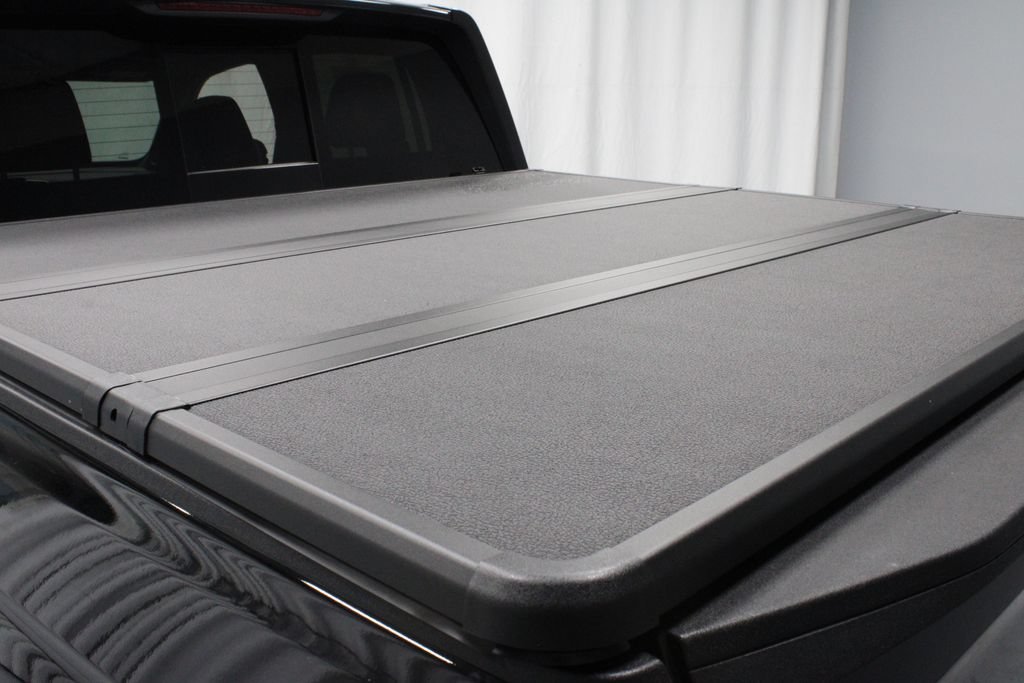 Used 2025 Honda Ridgeline Black Edition image 14