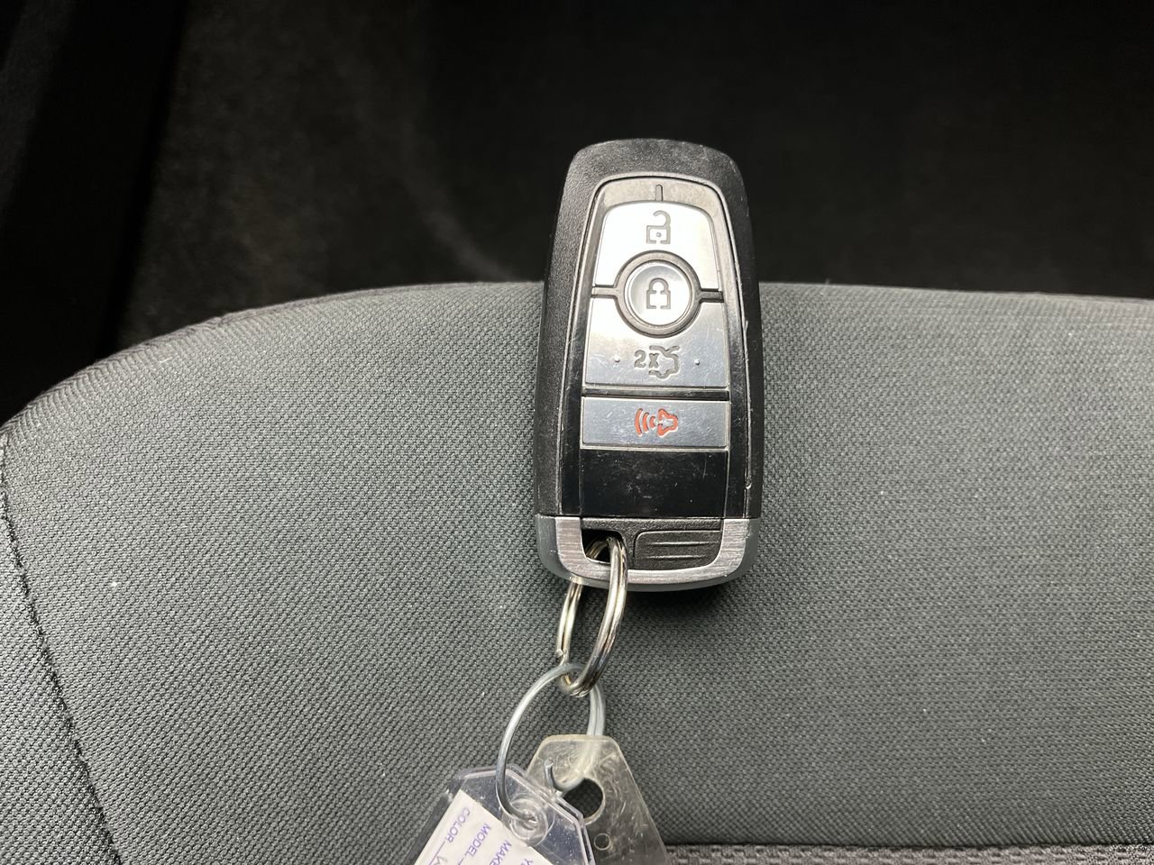 Used 2019 Ford Fusion SE FWD image 26
