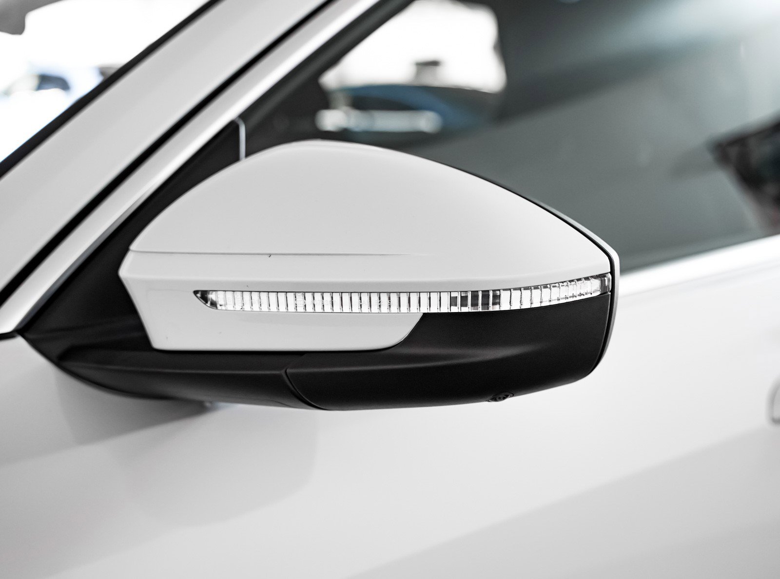 Certified 2025 Audi Q5 Premium w/ Convenience Package image 25