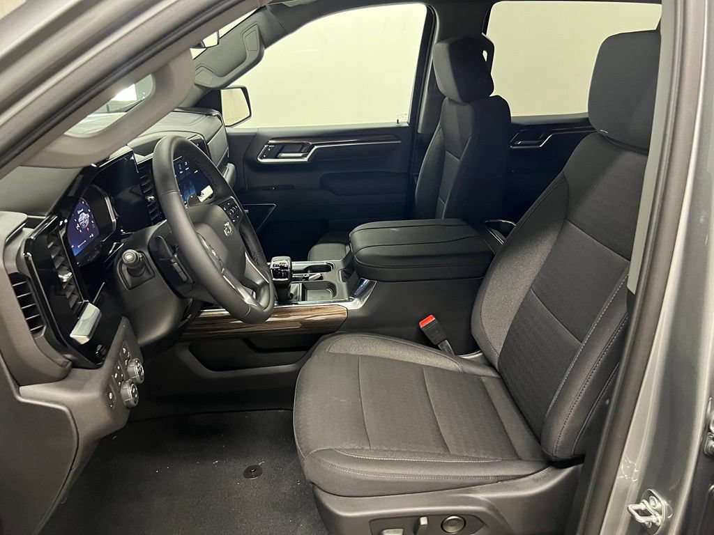 New 2026 Chevrolet Silverado 1500 RST w/ Convenience Package II AWD/4WD image 31