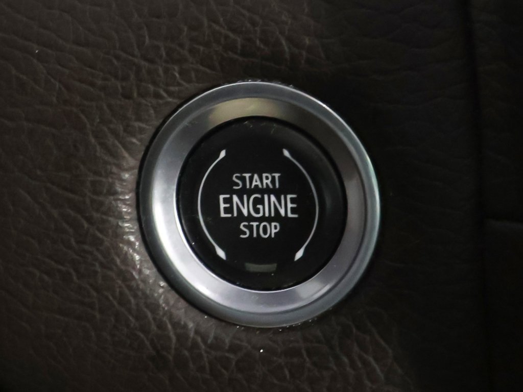 Used 2021 GMC Yukon Denali w/ Denali Premium Package image 50