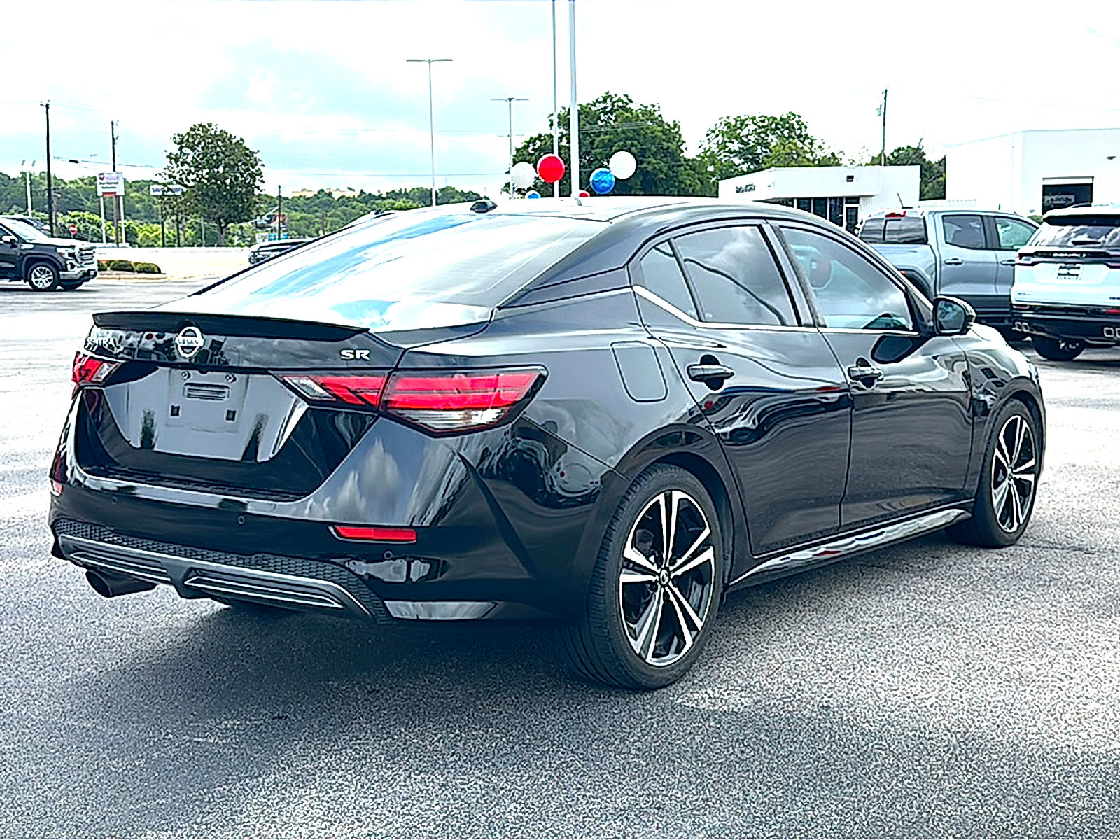 Used 2021 Nissan Sentra SR w/ SR Premium Package FWD image 8