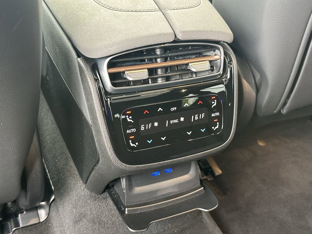 Certified 2023 Mercedes-Benz EQS 580 4MATIC Sedan image 26