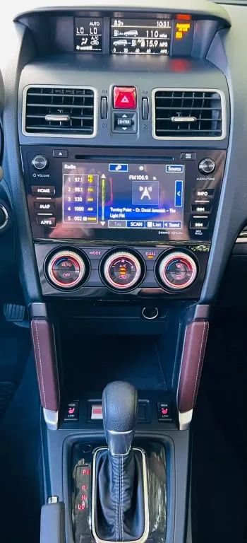 Used 2018 Subaru Forester 2.5i Touring AWD/4WD image 14