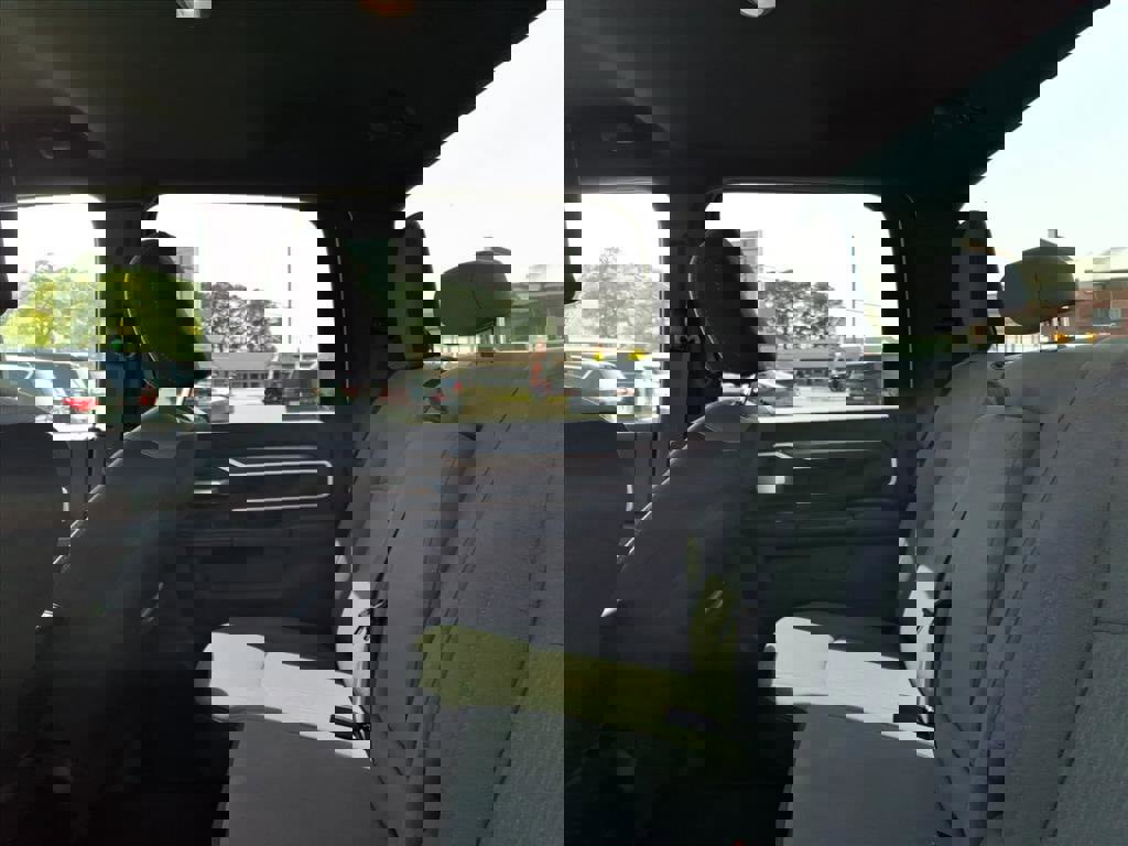 Used 2024 RAM 2500 Big Horn image 12