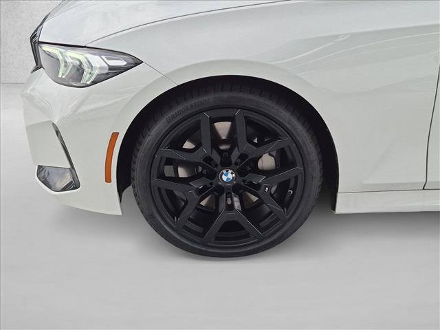 Used 2025 BMW 330i Sedan w/ M Sport Package RWD image 24