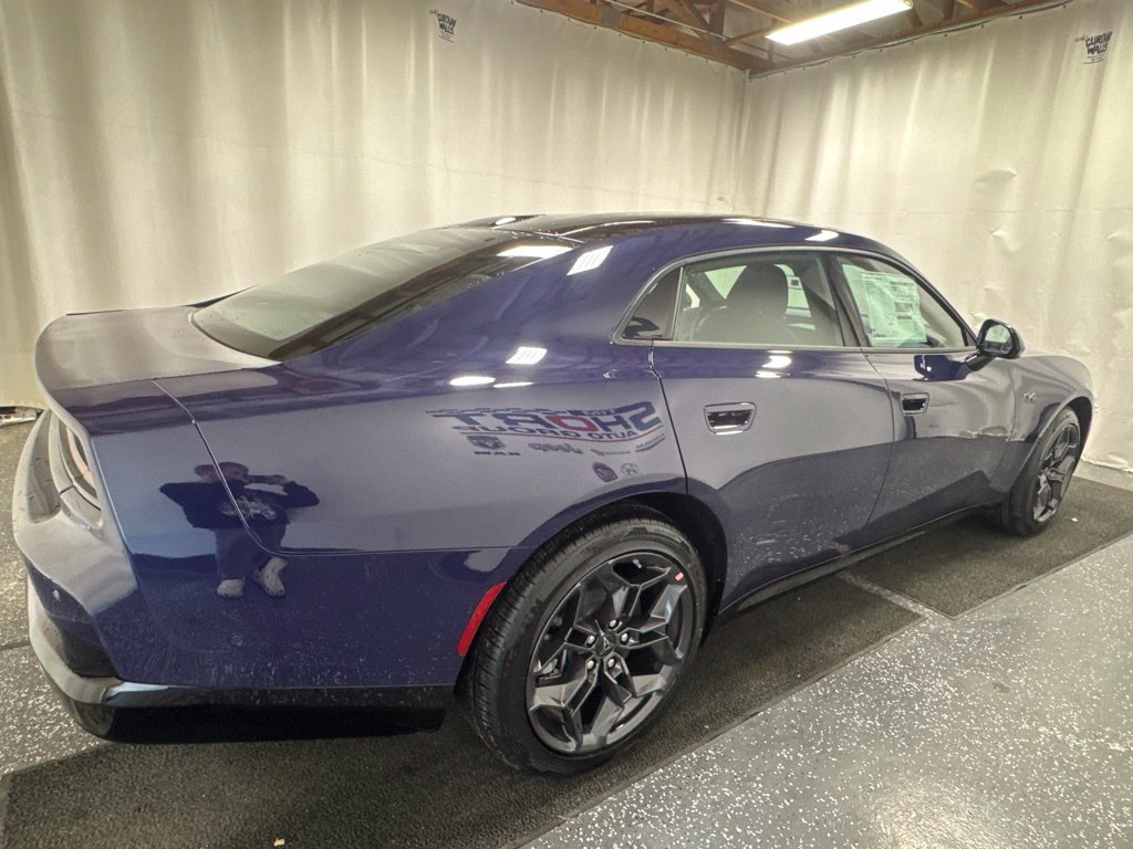 New 2027 Dodge Charger R/T AWD/4WD image 7