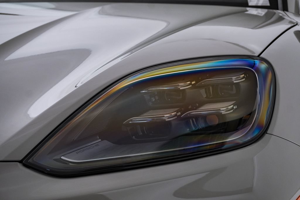 New 2026 Porsche Cayenne S AWD/4WD image 7