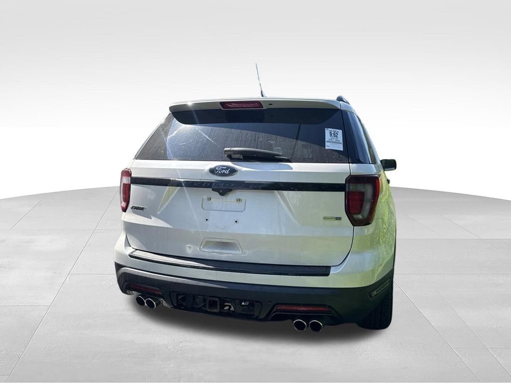 Used 2018 Ford Explorer Sport AWD/4WD image 4