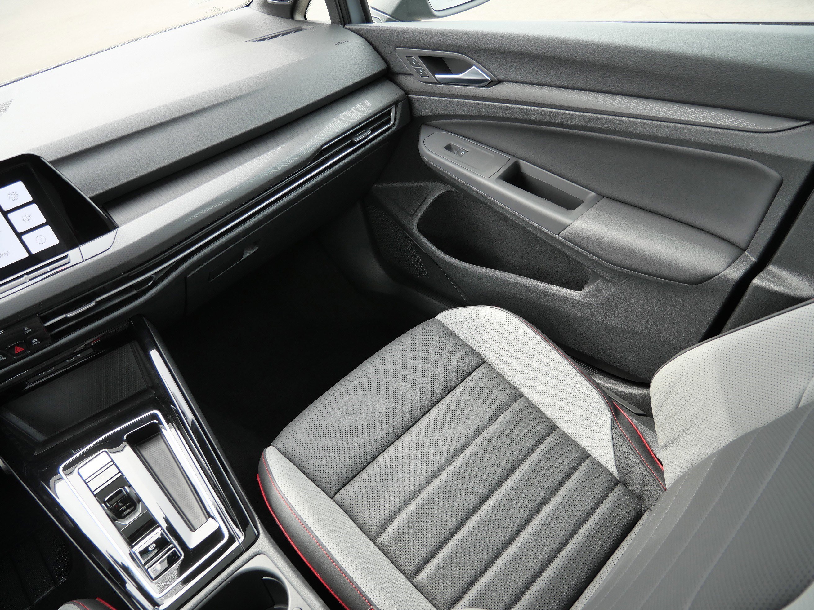 Certified 2024 Volkswagen GTI Autobahn image 11