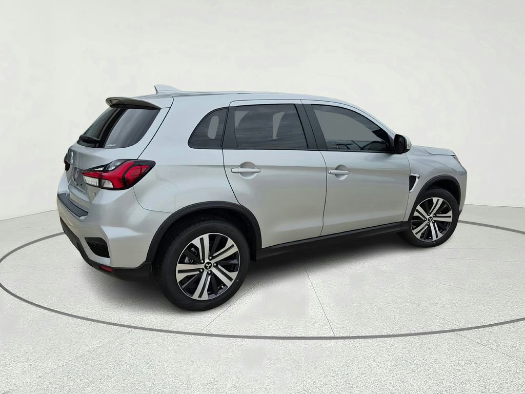 Used 2025 Mitsubishi Outlander Sport SE image 5
