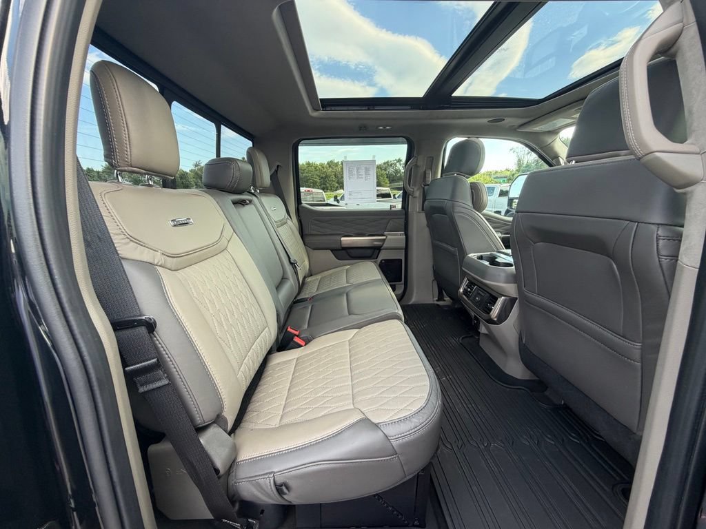 Used 2026 Ford F350 Platinum w/ Platinum Plus Package AWD/4WD image 23