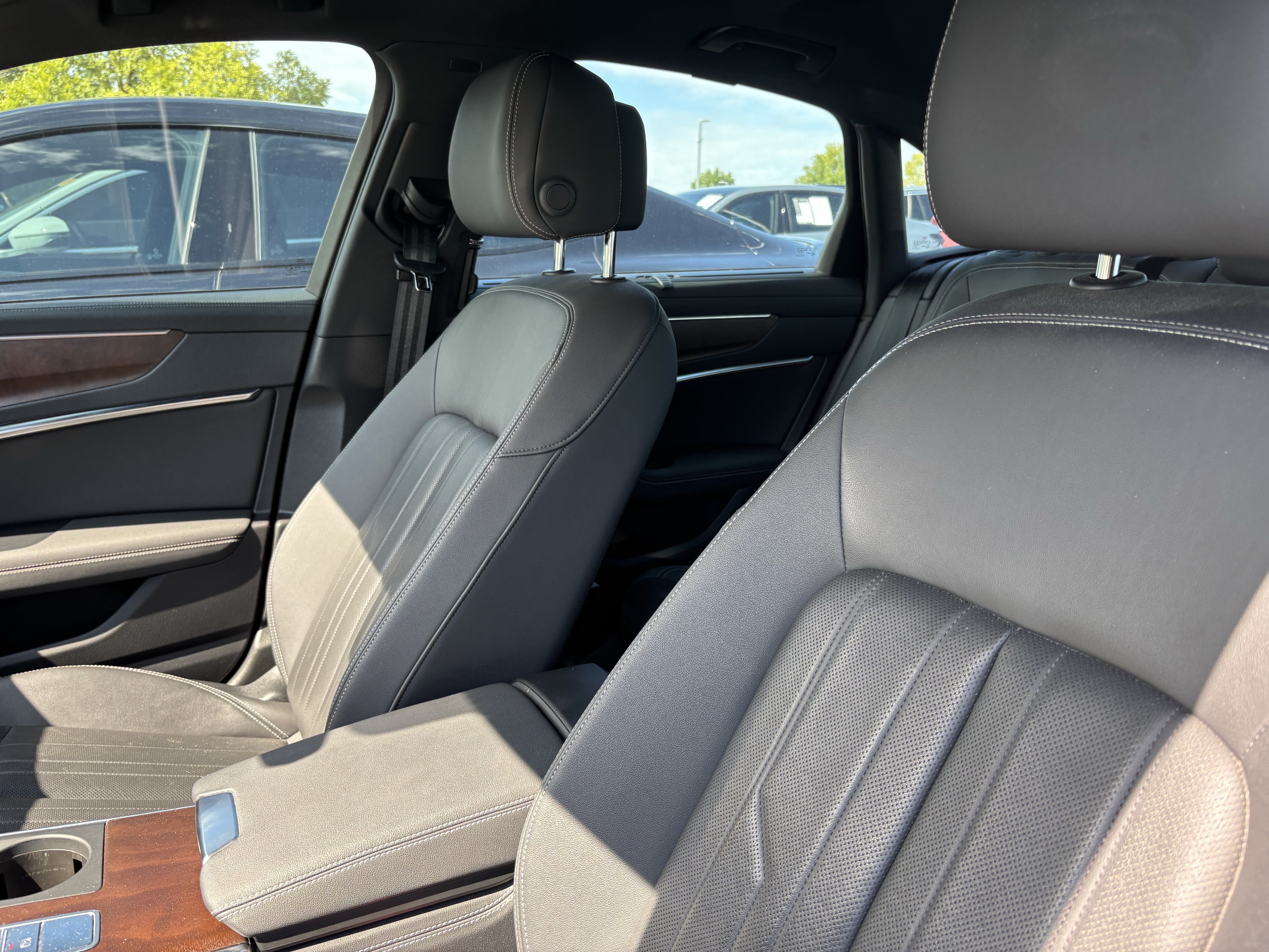 Used 2019 Audi A6 3.0T Premium Plus w/ Premium Plus Package AWD/4WD image 17