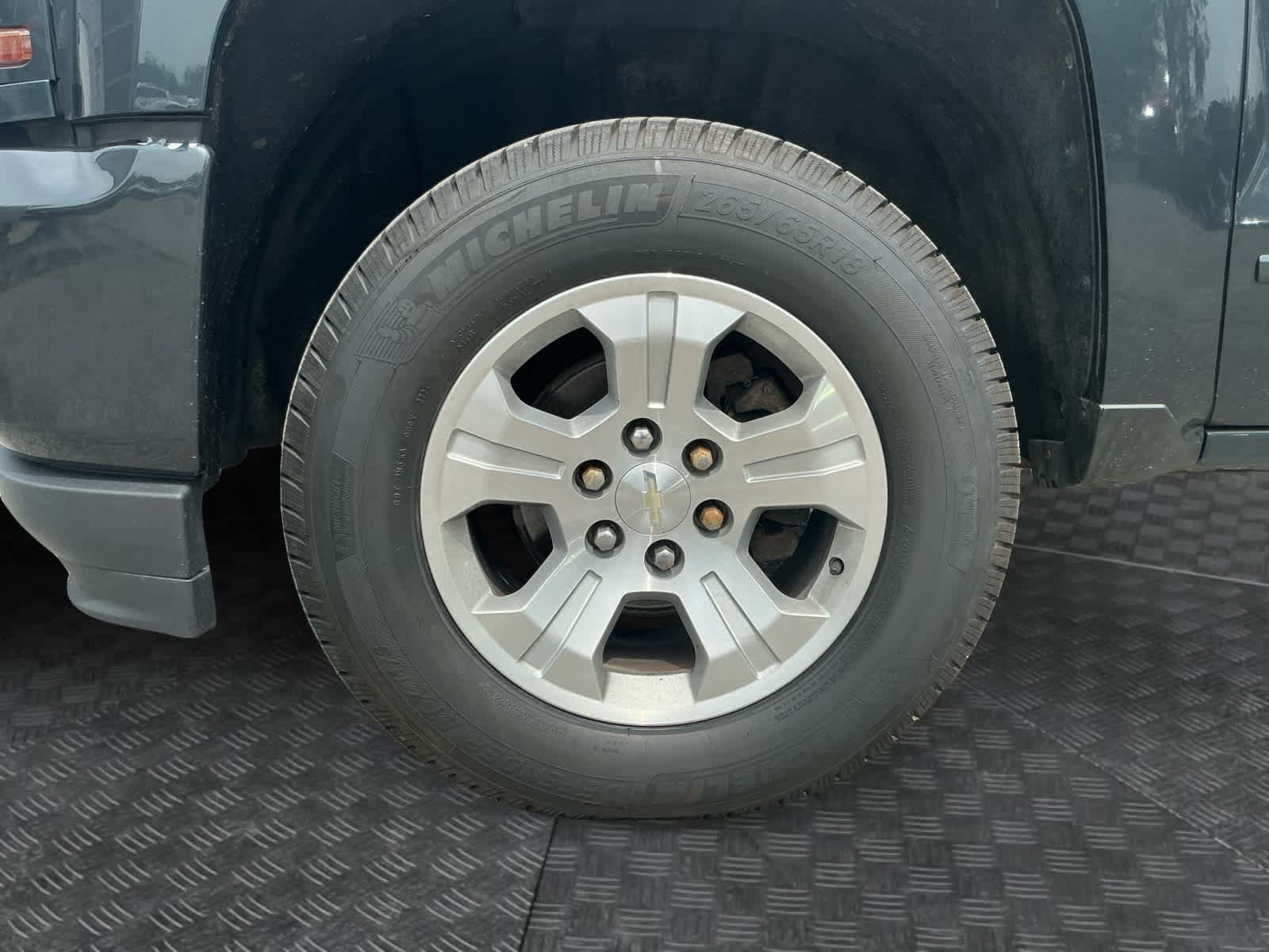 Used 2019 Chevrolet Silverado 1500 LT w/ All Star Edition AWD/4WD image 14