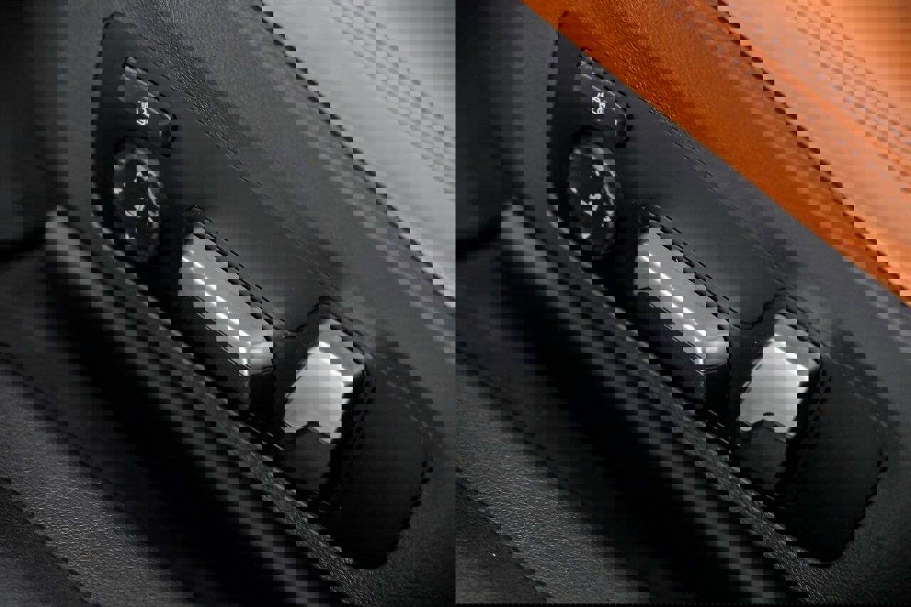 Used 2021 BMW M3 w/ Parking Assistance Package image 27