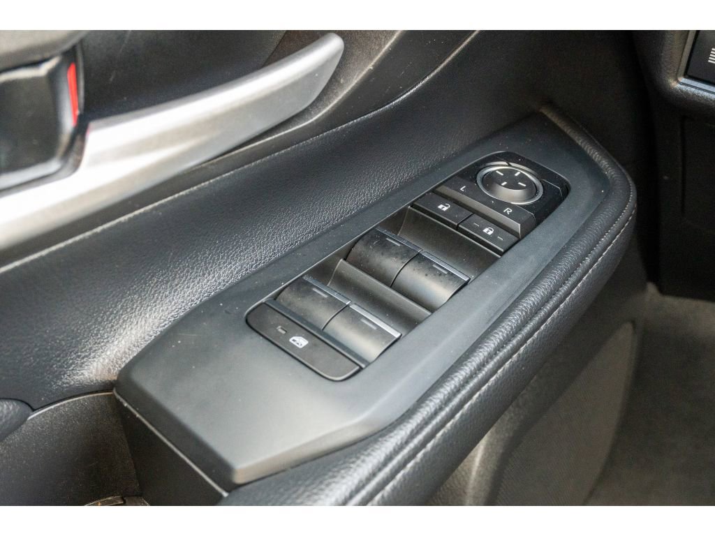 Used 2025 Toyota Grand Highlander FWD image 28