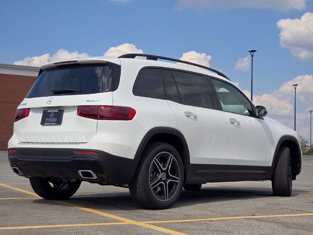 New 2026 Mercedes-Benz GLB 250 4MATIC image 16