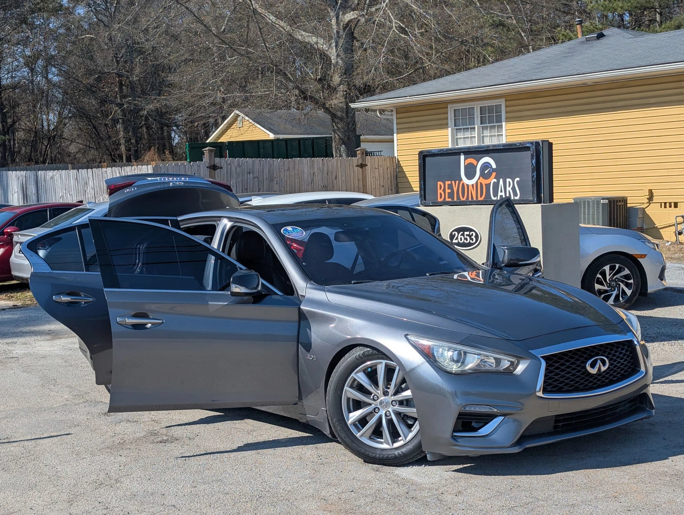 Used 2019 INFINITI Q50 Luxe w/ Essential Package (3.0T Luxe) RWD image 10