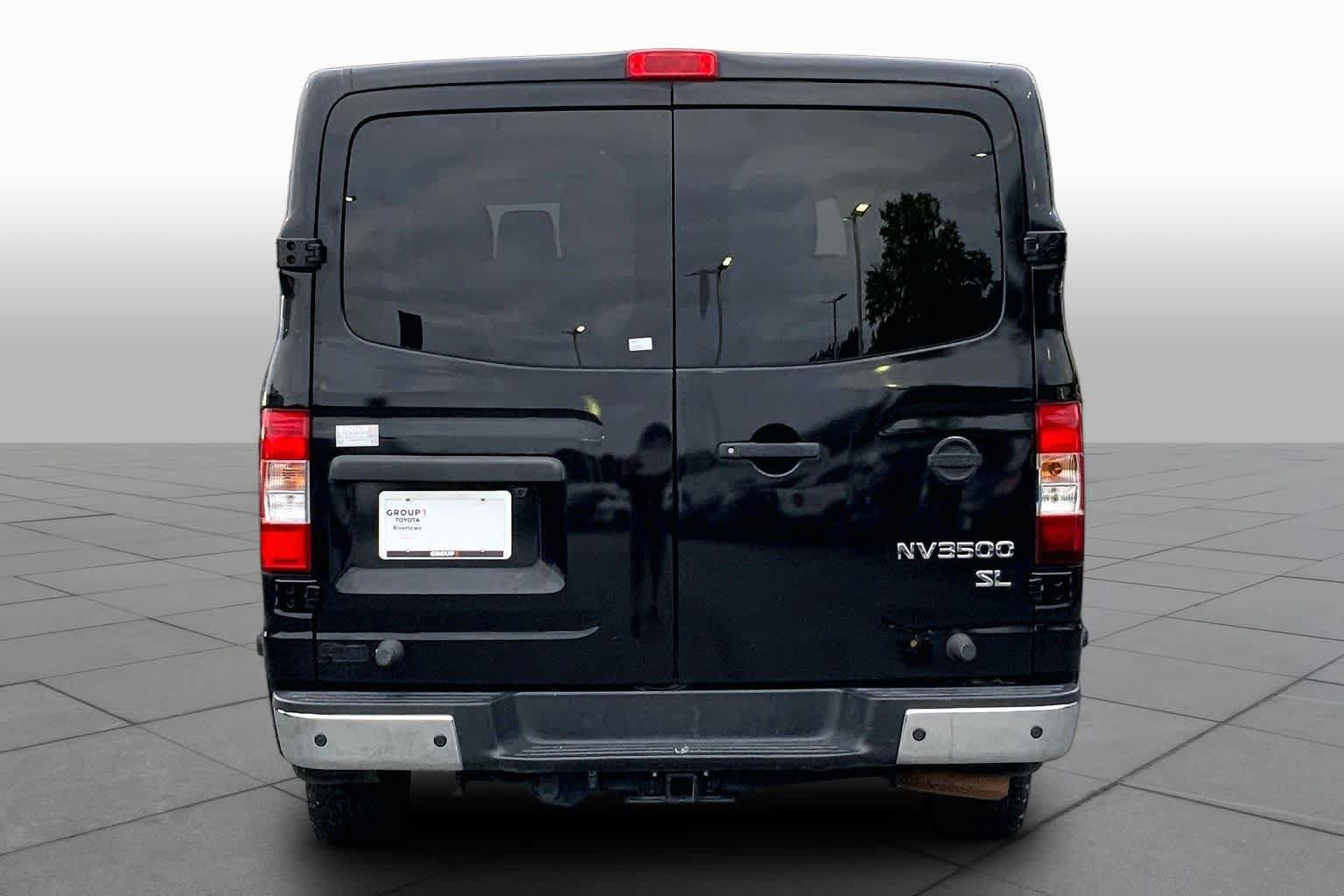 Used 2021 Nissan NV 3500 SL RWD image 5