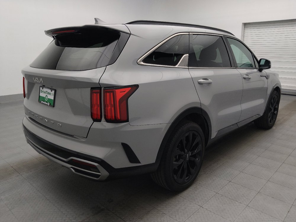 Used 2022 Kia Sorento SX FWD image 9
