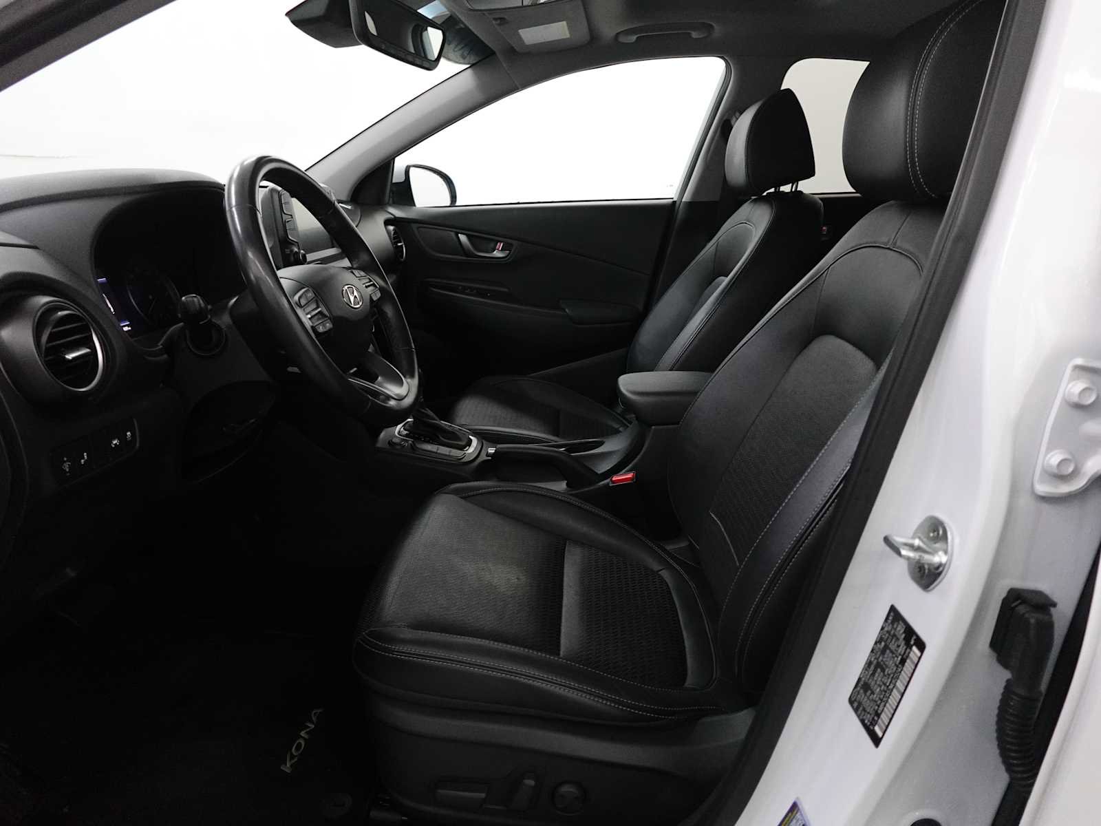 Used 2021 Hyundai Kona Limited AWD/4WD image 12