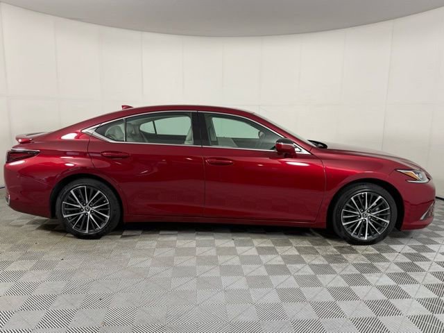 Certified 2025 Lexus ES 300h 300h w/ Premium Package image 5