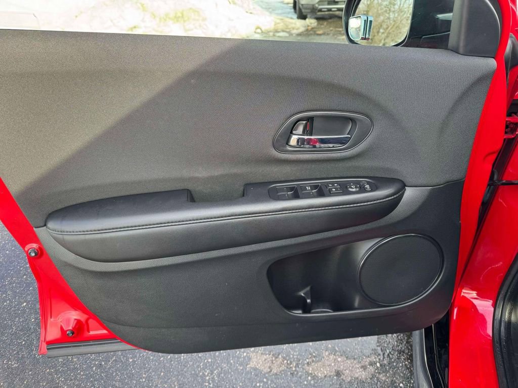 Used 2022 Honda HR-V Sport image 14