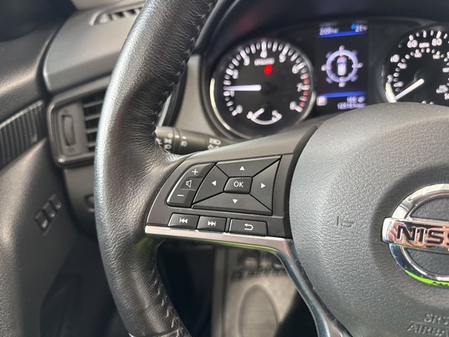 Used 2018 Nissan Rogue SL image 27