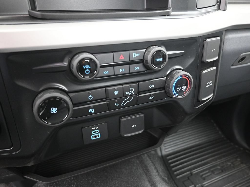 New 2026 Ford F350 XL w/ XL Chrome Package RWD image 14