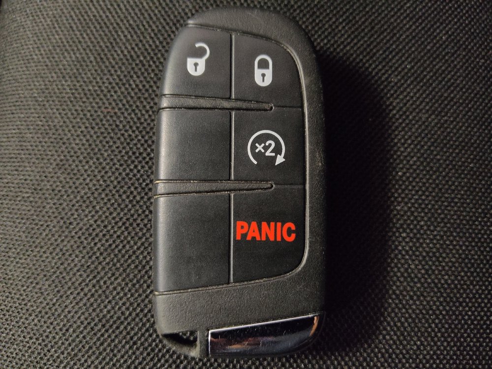 Used 2022 Jeep Renegade Latitude w/ Convenience Group image 32