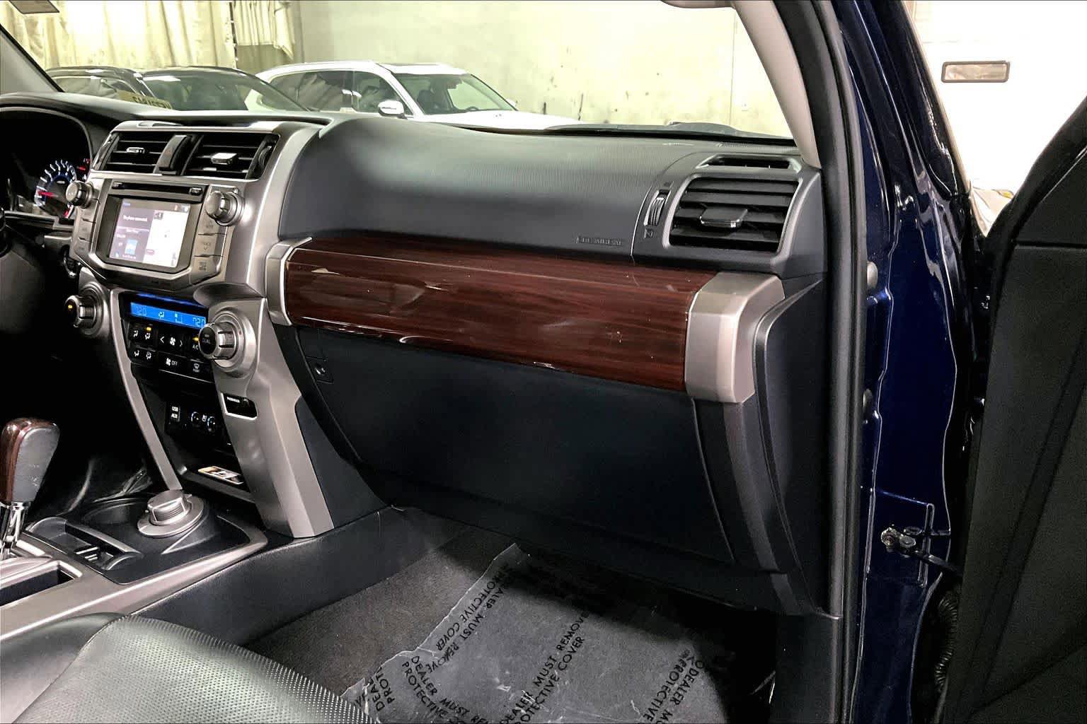 Certified 2019 Toyota 4Runner Limited AWD/4WD image 19