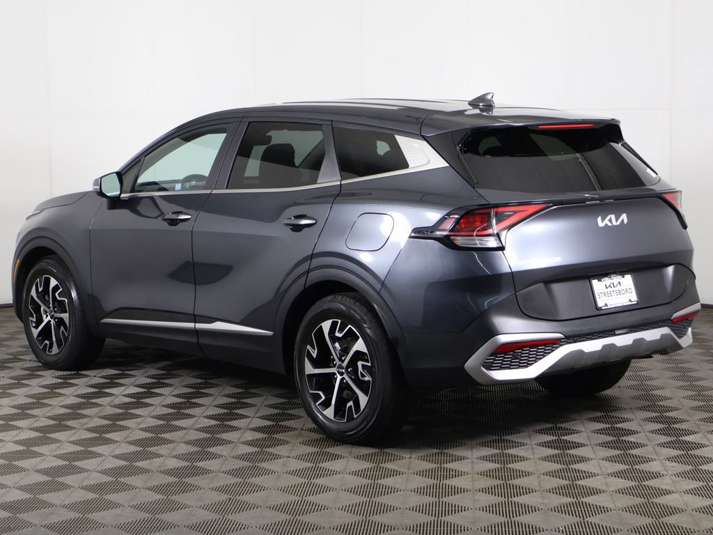 Used 2023 Kia Sportage EX FWD image 9