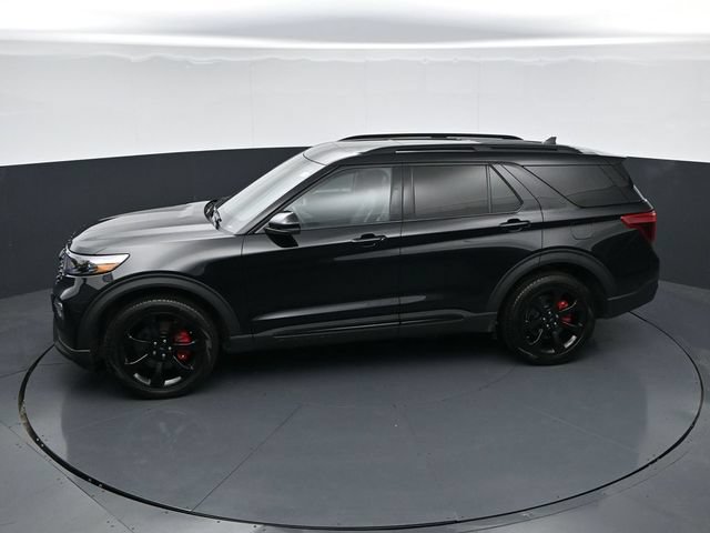 Used 2024 Ford Explorer ST w/ Technology Package AWD/4WD image 38